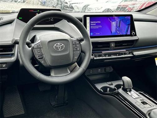 2025 Toyota Prius L