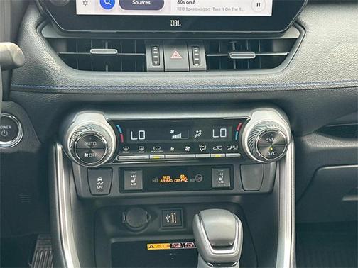 2025 Toyota RAV4 Hybrid SE