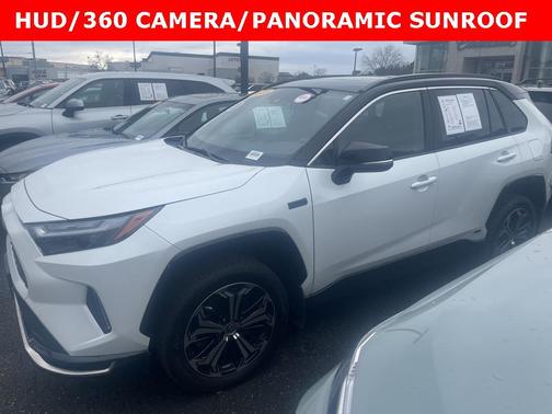 2025 Toyota RAV4 Hybrid SE