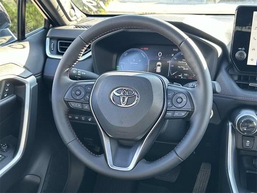 2025 Toyota RAV4 Hybrid SE