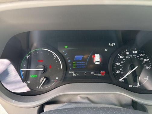 Midnight Black Metallic 2025 Toyota Sienna LE