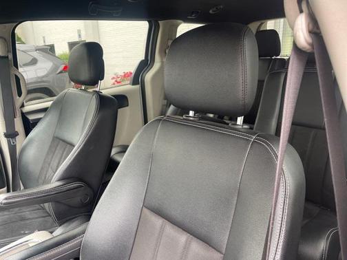 2020 Dodge Grand Caravan SXT