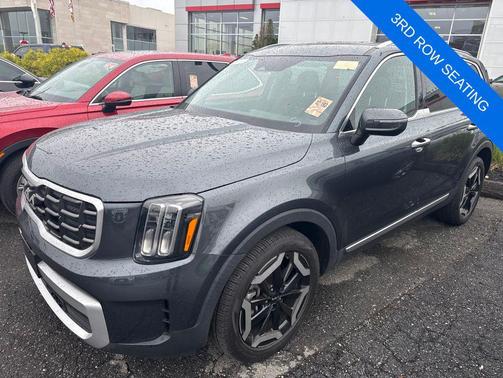 Gravity Gray 2023 Kia Telluride S