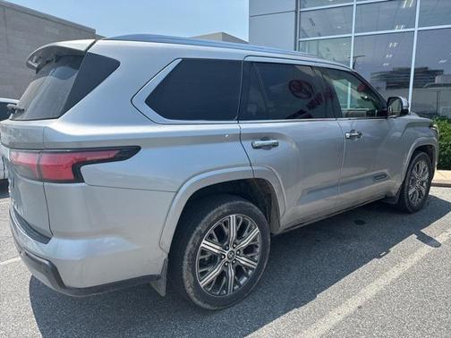 2023 Toyota Sequoia Base