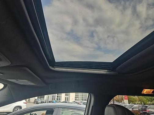 2022 Toyota Sienna XSE 7 Passenger