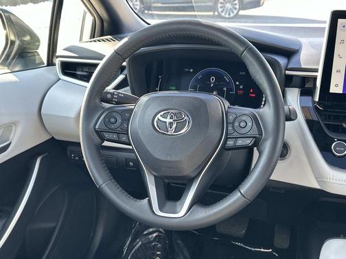 2025 Toyota Corolla Hybrid SE