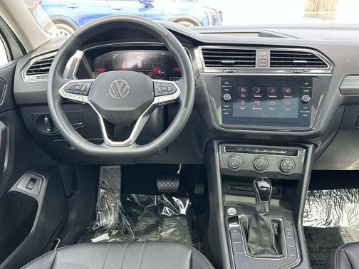 2024 Volkswagen Tiguan 2.0T Wolfsburg Edition