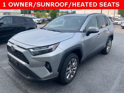 2023 Toyota RAV4 XLE Premium