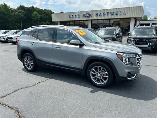 2023 GMC Terrain SLT