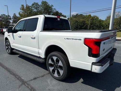 2023 Ford F-150 Lightning Platinum