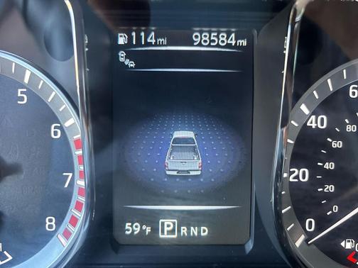 2017 Nissan Titan SV