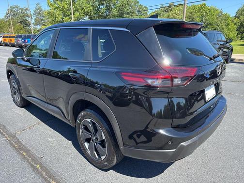 Super Black 2024 Nissan Rogue SV