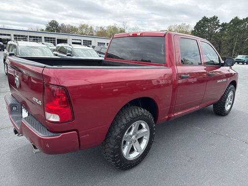 Deep Cherry Red Crystal Pearlcoat 2012 RAM 1500 ST