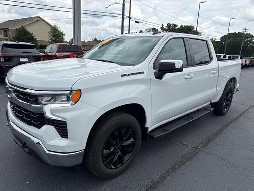 Summit White 2023 Chevrolet Silverado 1500 LT