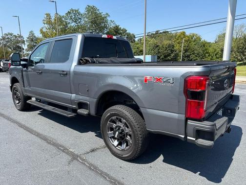 2024 Ford F-250 XL