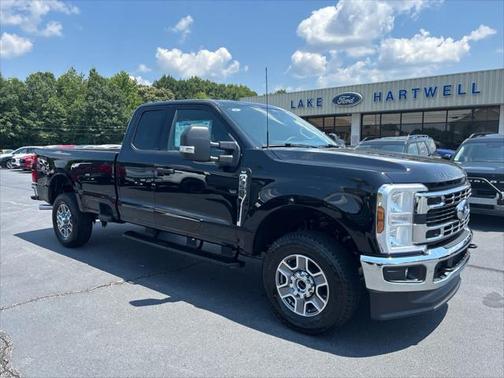 2025 Ford F-350 XLT