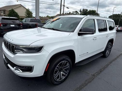 Bright White Clearcoat 2024 Jeep Wagoneer Series II 4x2