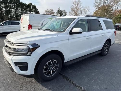 2024 Ford Expedition Max XLT