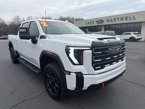 2025 GMC Sierra 2500 AT4