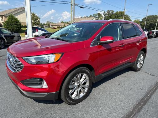 2024 Ford Edge Titanium