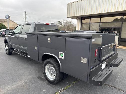 2026 Ford F-450 Lariat