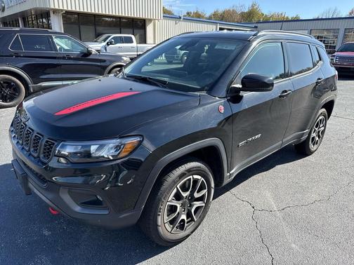 2024 Jeep Compass Trailhawk