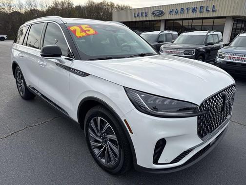 2025 Lincoln Aviator Premiere