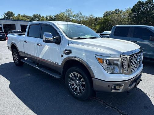 2017 Nissan Titan XD Platinum Reserve
