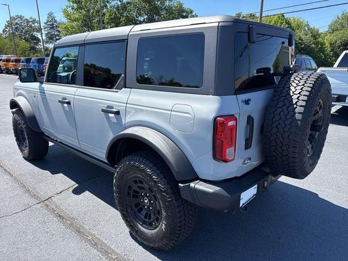 Avalanche Gray 2026 Ford Bronco Big Bend