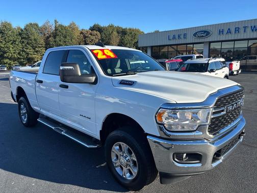 2024 RAM 2500 Big Horn Crew Cab 4x4 6'4' Box