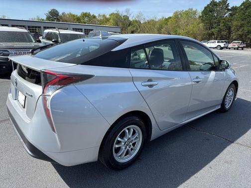 2017 Toyota Prius Two