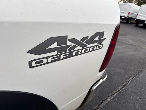 2018 RAM 2500 Tradesman Crew Cab 4x4 6'4' Box