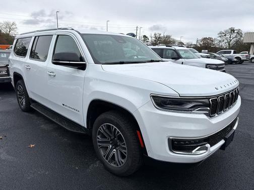 2023 Jeep Wagoneer L Series II 4x4