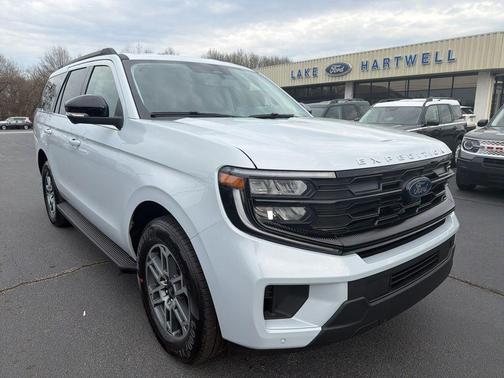 2026 Ford Expedition Active