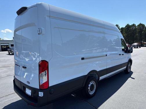 Oxford White 2026 Ford Transit-350 Base