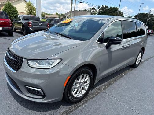 Ceramic Gray Clearcoat 2025 Chrysler Pacifica L