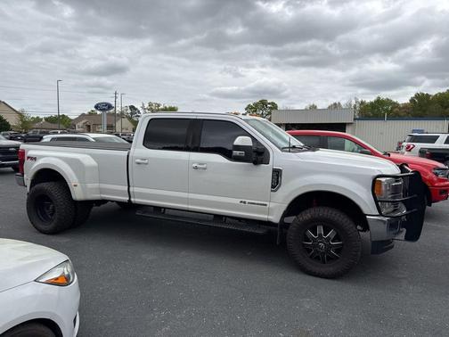 2017 Ford F-350 Lariat