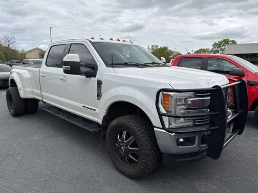 2017 Ford F-350 Lariat