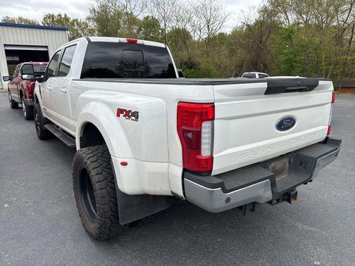 2017 Ford F-350 Lariat