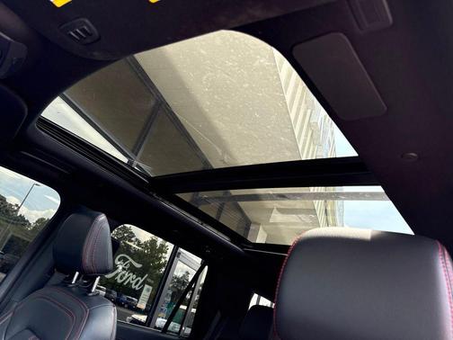 Iconic Silver Metallic 2024 Ford Expedition Limited