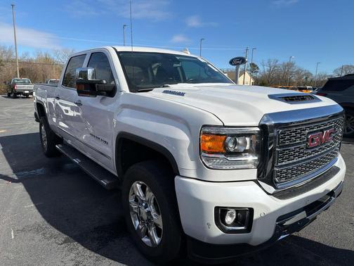 2019 GMC Sierra 2500 Denali
