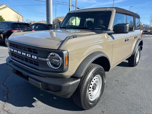 2025 Ford Bronco Base