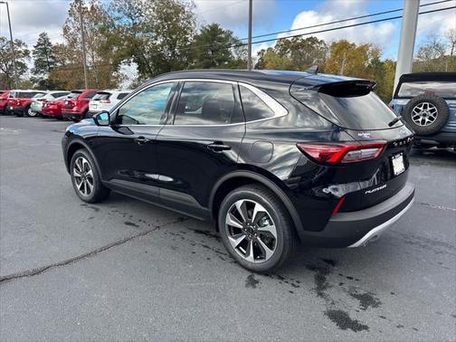 2025 Ford Escape Platinum