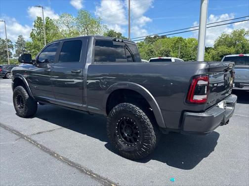 2022 RAM 2500 Laramie Crew Cab 4x4 6'4' Box