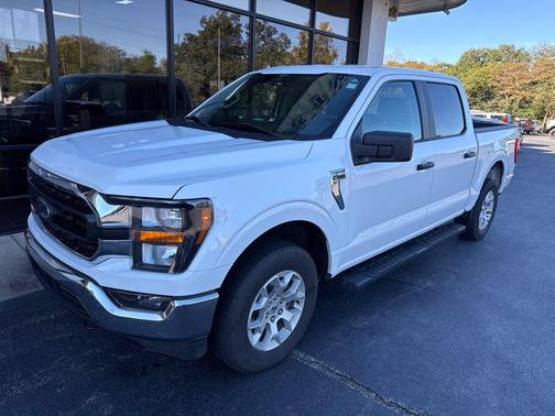 Oxford White 2023 Ford F-150 XLT
