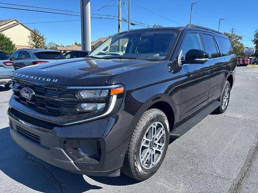 2025 Ford Expedition Max Active 4x4
