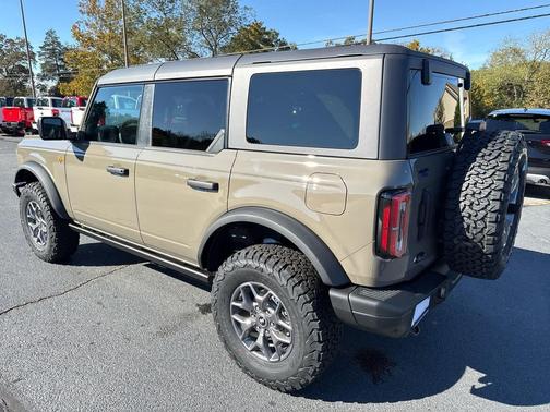 2025 Ford Bronco Badlands