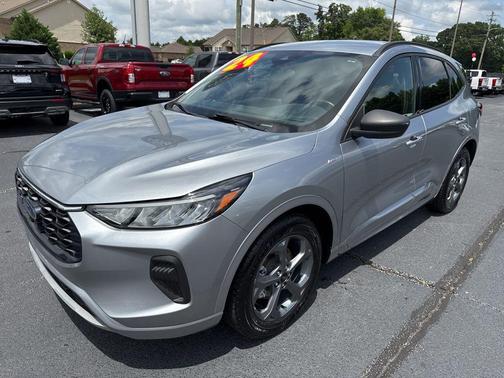 Silver Metallic 2024 Ford Escape ST-Line