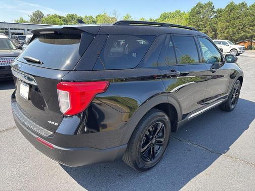 Black Metallic 2023 Ford Explorer XLT