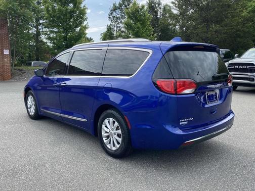 2018 Chrysler Pacifica Touring-L Plus